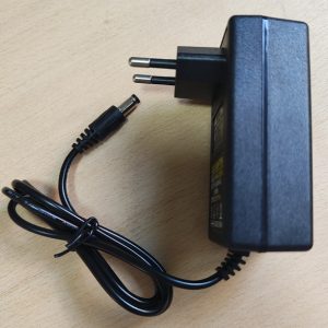 NPA-AC20010 20V/1A 20W, Coper punjač, konektor 5.5mm